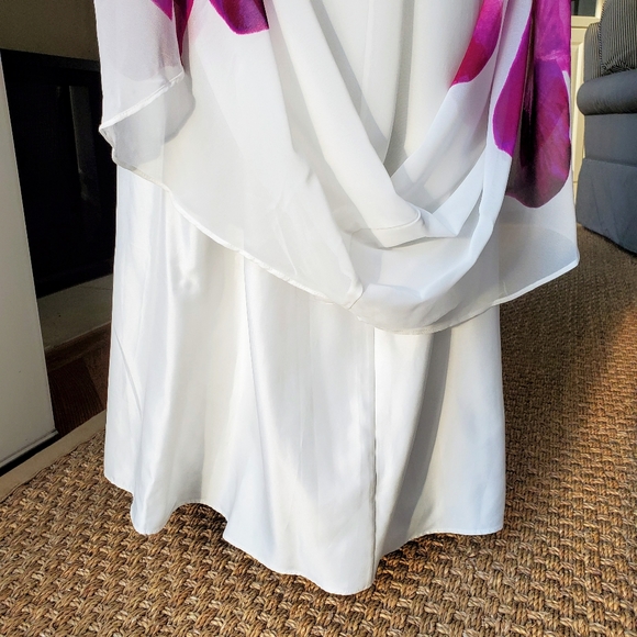 Elegant Long Formal Express Dress / Gown - Picture 11 of 16